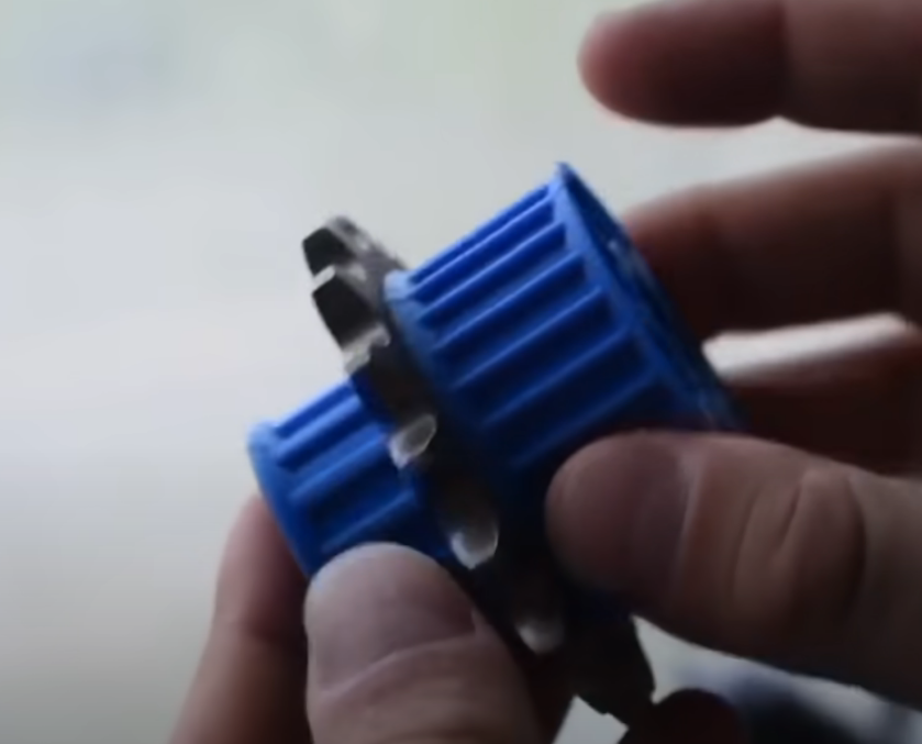 intégration de métal