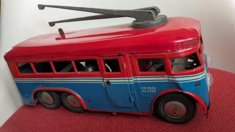 Trolley-bus 'Stade' Joustra 