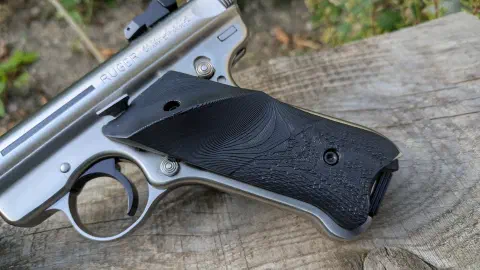 Plaquette de crosse Ruger Mark III — Repose-pouce / Thumb Rest Grip Panel
